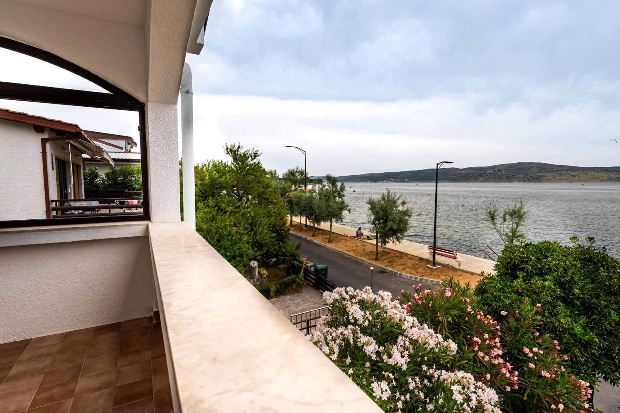 Apartments Dida Sime Starigrad Paklenica Ngoại thất bức ảnh